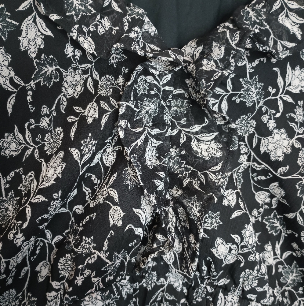 Old Navy Dark Cottage Floral Midi Maxi Dress 2X Ruffle Black Romantic Victorian - Picture 3 of 13
